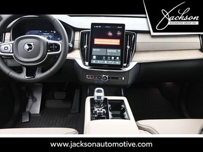 Used 2026 Volvo XC90 B6 Ultra w/ Protection Package Premier