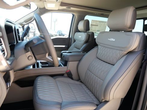New 2026 Ford F450 Platinum w/ Platinum Plus Package AWD/4WD image 18