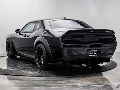 Used 2020 Dodge Challenger SRT Hellcat Redeye image 13