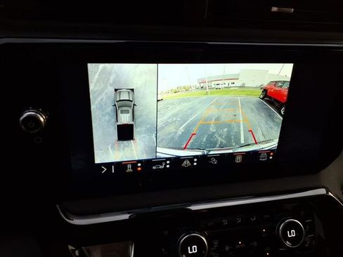 Used 2024 GMC Sierra 1500 AT4 w/ Technology Package image 34