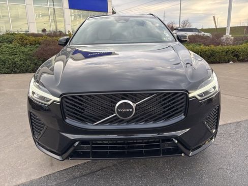 Certified 2026 Volvo XC60 B5 Core w/ Climate Package image 4