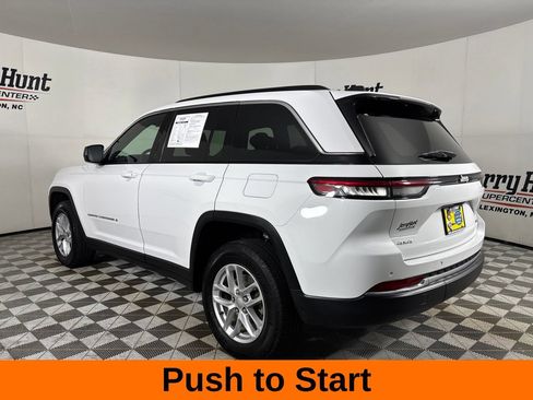 Used 2024 Jeep Grand Cherokee Laredo X w/ Luxury Tech Group I AWD/4WD image 9