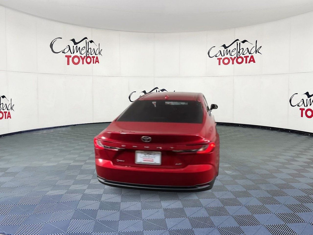 Used 2025 Toyota Camry LE w/ Convenience Package FWD image 9