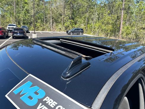 Used 2021 GMC Sierra 1500 Denali w/ Technology Package AWD/4WD image 21