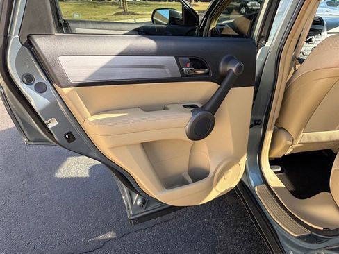 Used 2011 Honda CR-V SE image 39