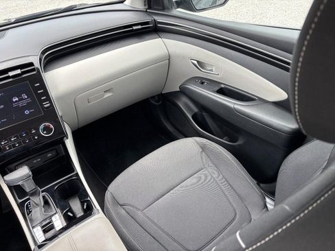 Used 2024 Hyundai Tucson SE AWD/4WD image 15