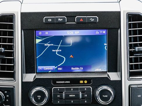 Used 2021 Ford F250 Lariat image 12