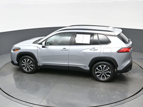 Used 2023 Toyota Corolla Cross SE image 35