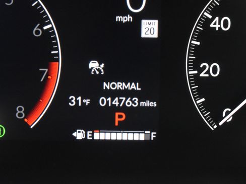 Used 2024 Honda HR-V LX image 25