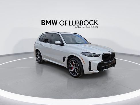 New 2026 BMW X5 xDrive40i w/ M Sport Package AWD/4WD image 2