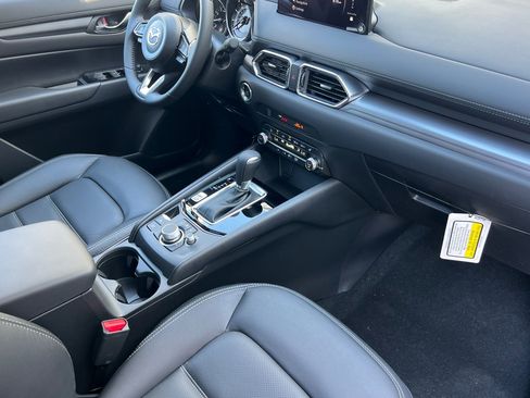 New 2025 MAZDA CX-5 AWD 2.5 S w/ Preferred Package image 16