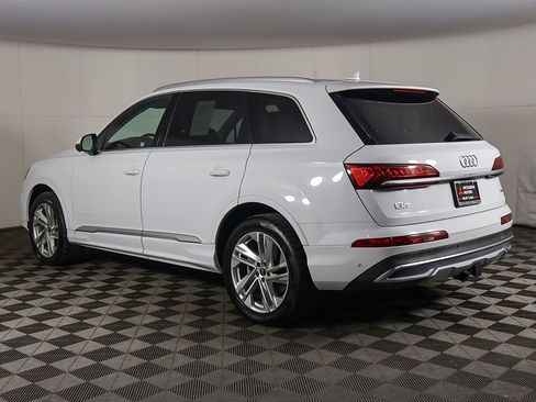 Used 2021 Audi Q7 2.0T Premium w/ Convenience Package image 11