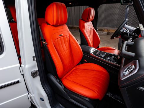 Used 2025 Mercedes-Benz G 63 AMG 4MATIC image 30