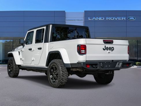 Used 2023 Jeep Gladiator Sport AWD/4WD image 6
