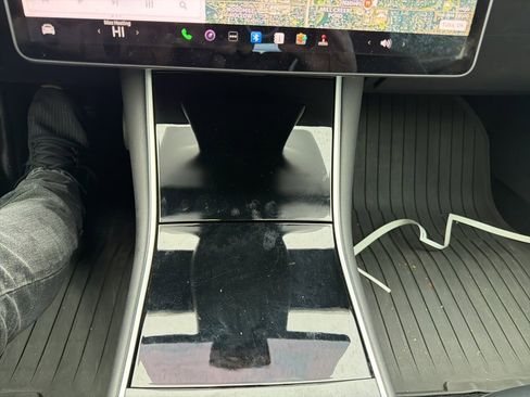 Used 2019 Tesla Model 3 Mid Range image 17