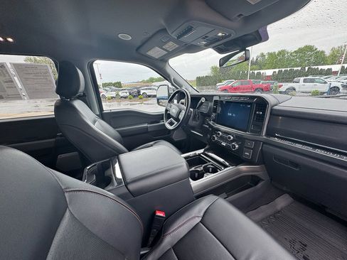 Used 2023 Ford F350 Lariat w/ Lariat Ultimate Package AWD/4WD image 13