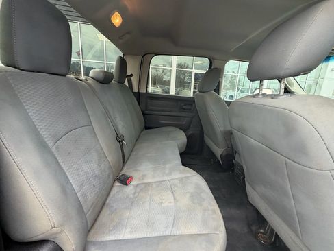 Used 2016 RAM 2500 Tradesman w/ Chrome Appearance Group image 14