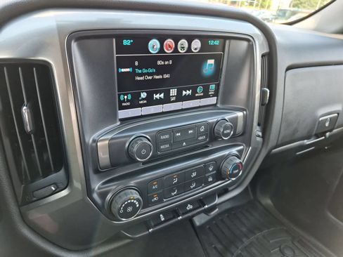 Used 2018 Chevrolet Silverado 2500 LT AWD/4WD image 27
