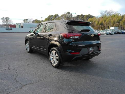 Used 2021 Chevrolet TrailBlazer LS FWD image 9