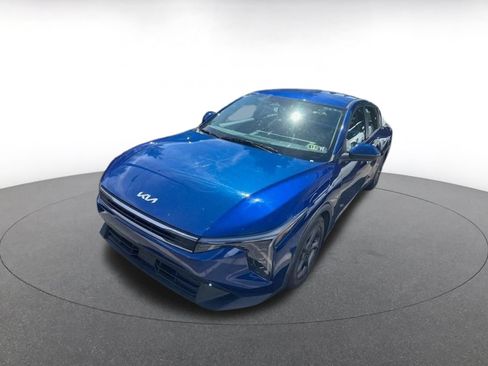 Used 2025 Kia K4 FWD image 4