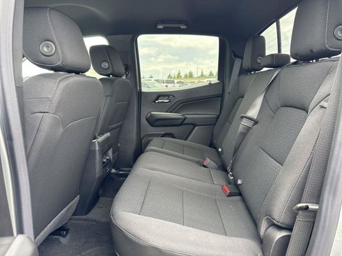 New 2026 GMC Canyon Elevation w/ LPO, Black Badging Package RWD image 23