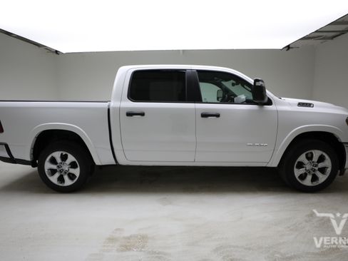 New 2026 RAM 1500 Big Horn AWD/4WD image 6