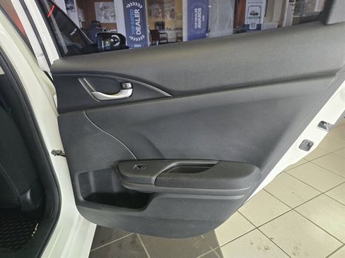 Used 2017 Honda Civic EX image 15