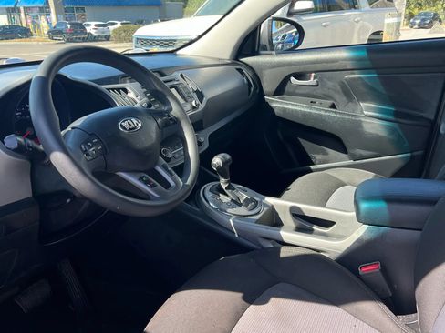 Used 2016 Kia Sportage LX w/ LX Popular Package AWD/4WD image 16