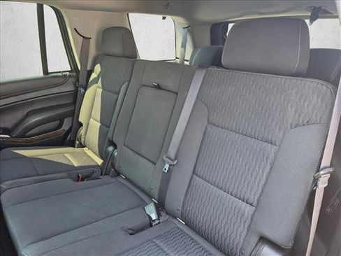 Used 2019 Chevrolet Tahoe LS AWD/4WD image 18