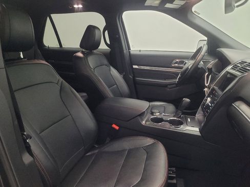 Used 2019 Ford Explorer Sport AWD/4WD image 21