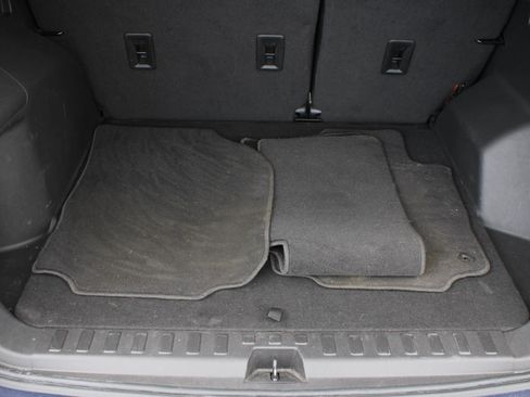 Used 2023 Chevrolet Equinox LS w/ LS Convenience Package AWD/4WD image 9