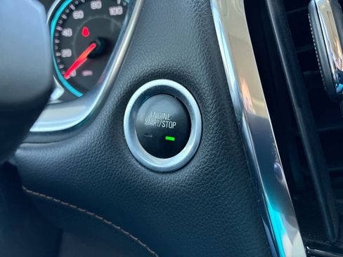 Used 2020 Chevrolet Traverse Premier w/ LPO, Floor Liner Package image 17