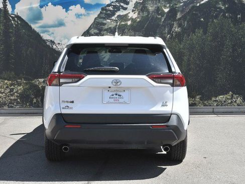 Certified 2024 Toyota RAV4 LE AWD/4WD image 10