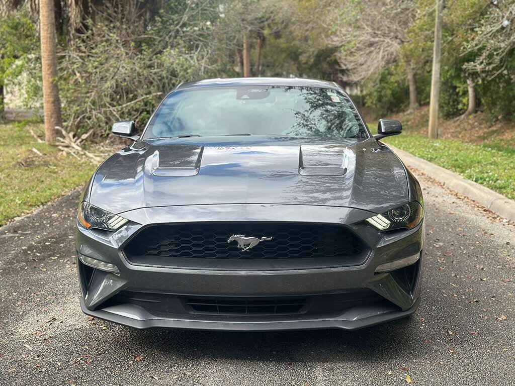 Used 2021 Ford Mustang Coupe RWD image 3