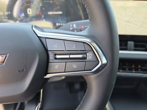 New 2026 Chevrolet Equinox LT w/ Safety and Technology Package FWD image 31