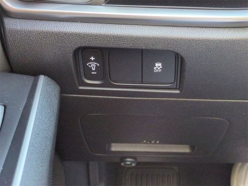 New 2026 Kia Sorento S image 17