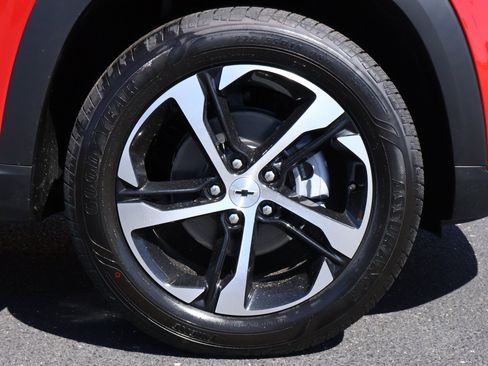 New 2026 Chevrolet Trax RS w/ Driver Confidence Package image 19