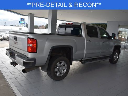 Used 2019 GMC Sierra 3500 Denali w/ Duramax Plus Package image 8