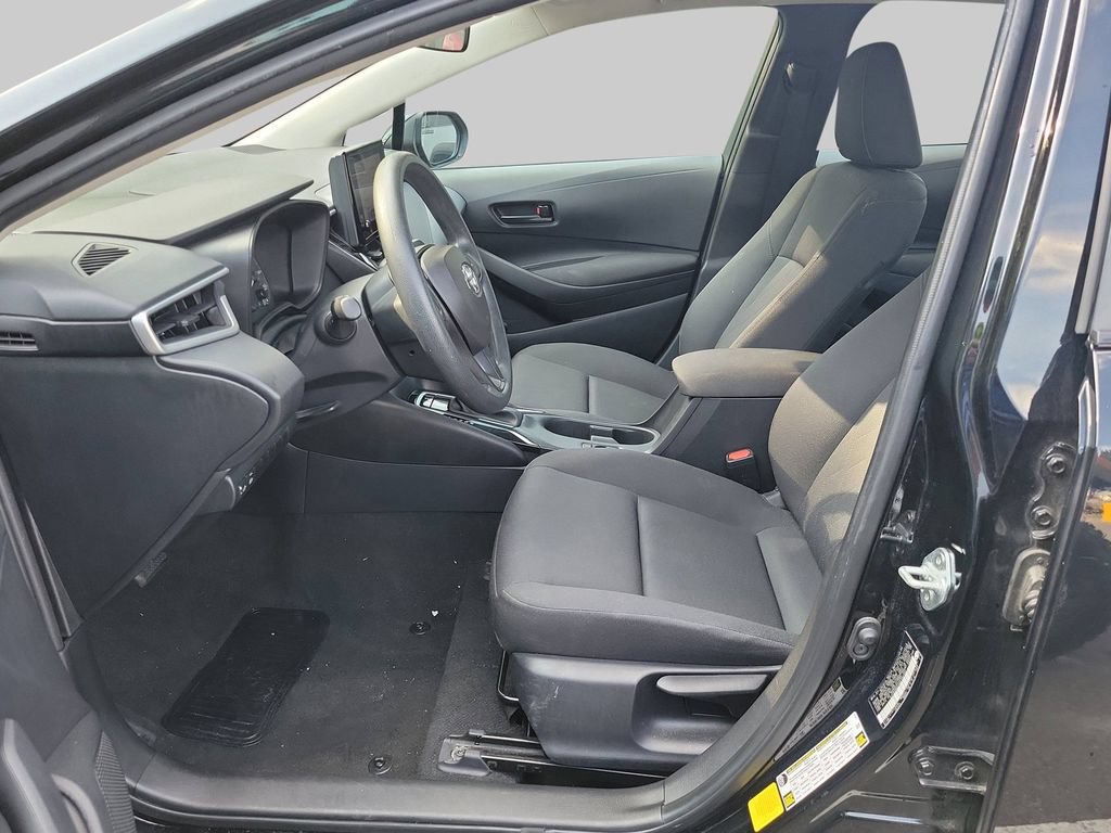 Used 2024 Toyota Corolla LE FWD image 25