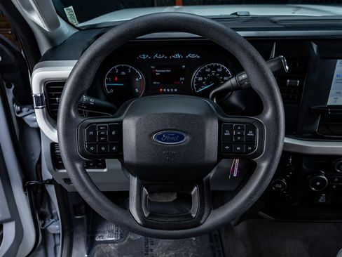 Used 2026 Ford F350 XLT w/ 360-Degree Camera Package AWD/4WD image 19