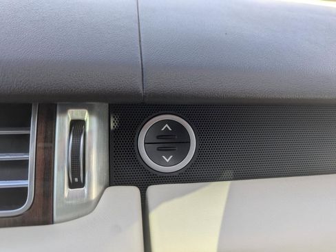 Used 2016 Land Rover Range Rover Supercharged image 24