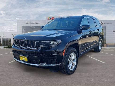 Used 2023 Jeep Grand Cherokee L Laredo AWD/4WD image 1