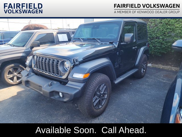 Used 2025 Jeep Wrangler Sport AWD/4WD image 1