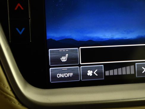 Used 2020 Subaru Outback Limited AWD/4WD image 30