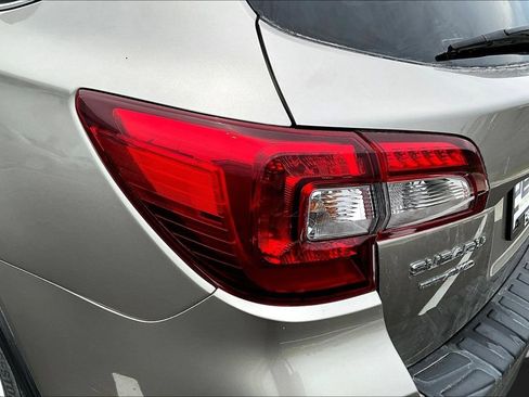 Used 2016 Subaru Outback 2.5i Premium AWD/4WD image 21