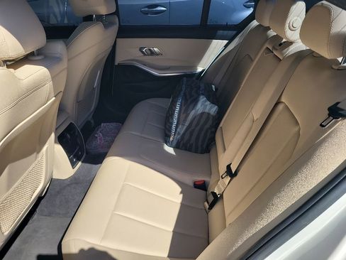 Used 2019 BMW 330i Sedan RWD image 5