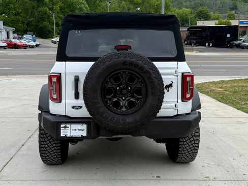 Used 2023 Ford Bronco Wildtrak AWD/4WD image 5