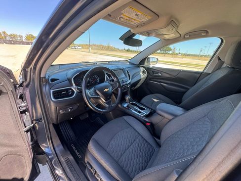 Used 2018 Chevrolet Equinox LT FWD image 22