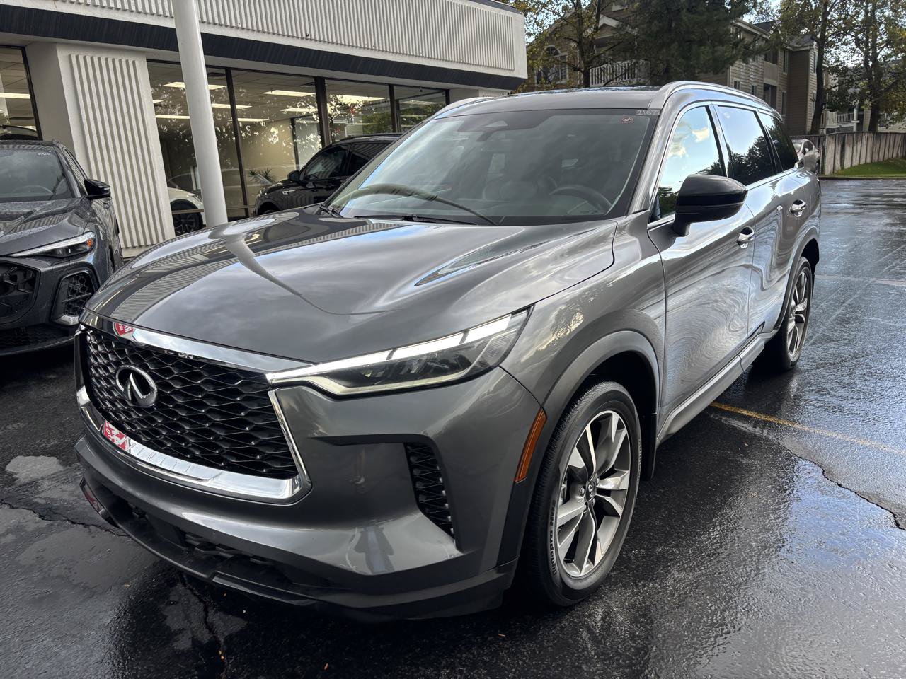 Used 2025 INFINITI QX60 Luxe AWD/4WD image 17