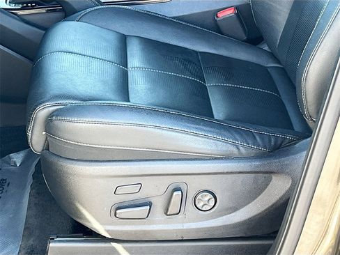 Used 2024 Kia Telluride SX image 20